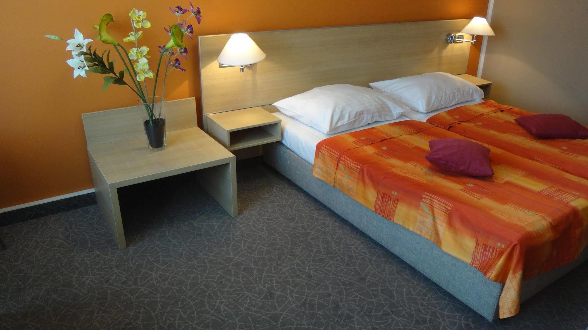 Hotel Ehrlich Praag Buitenkant foto