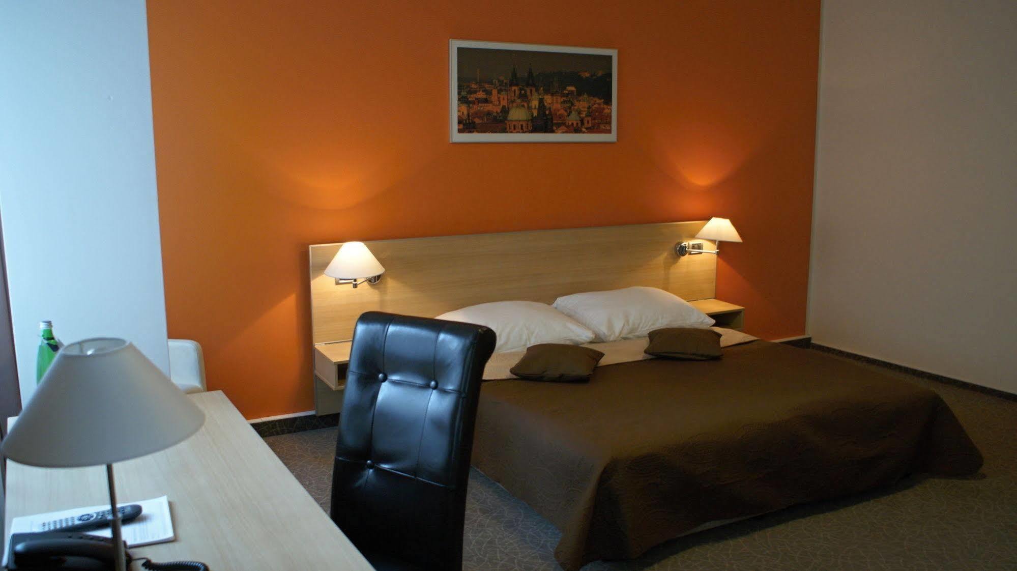 Hotel Ehrlich Praag Buitenkant foto